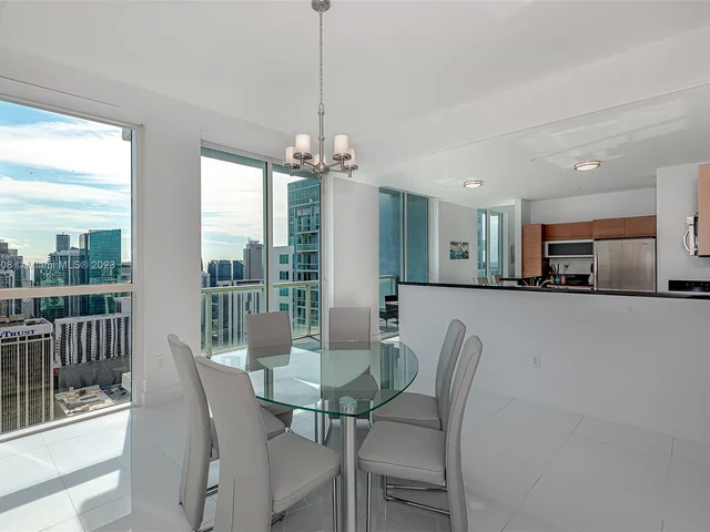 244 Biscayne Blvd # 4907, Miami FL 33132