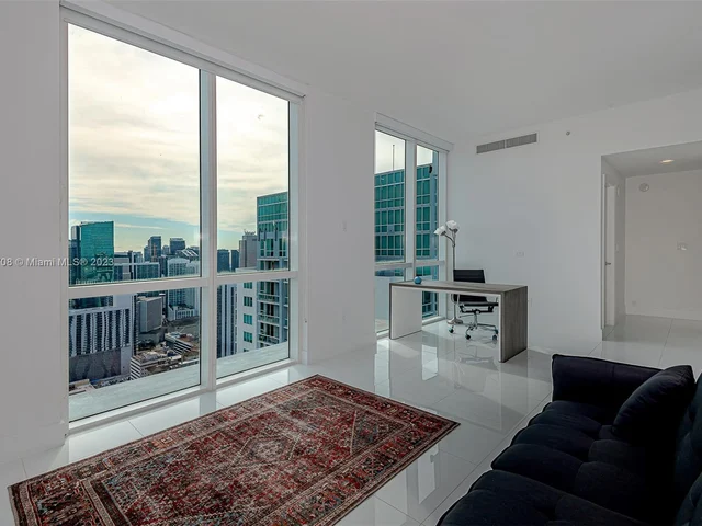 244 Biscayne Blvd # 4907, Miami FL 33132