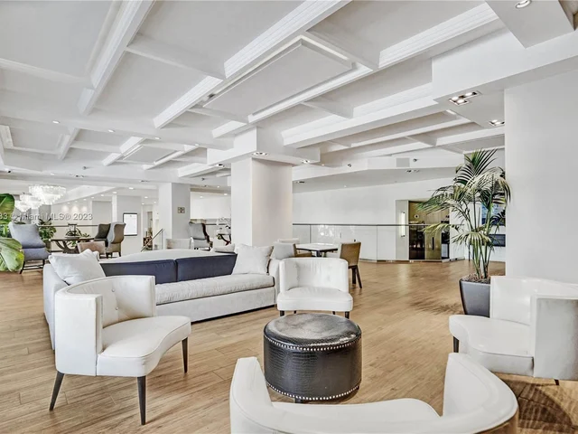 100 Lincoln Rd # 1012, Miami Beach FL 33139