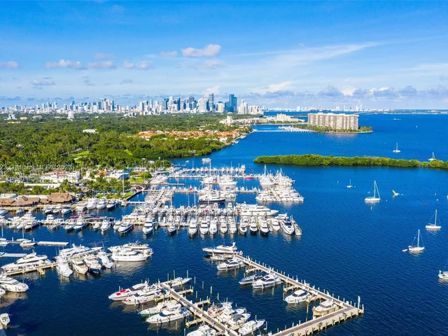 2821 S Bayshore Dr, Miami FL 33133