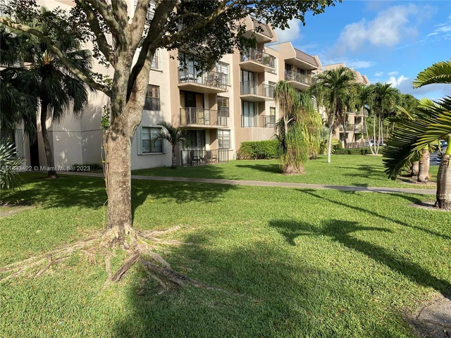 13000 SW 92 Ave # B414, Miami FL 33176