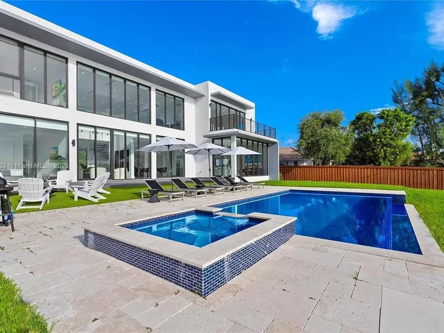 5420 SW 72nd Ave, Miami FL 33155