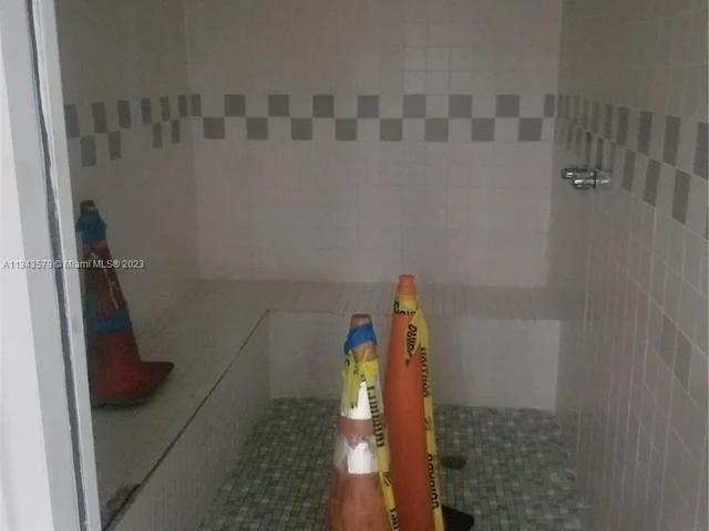 3725 S Ocean Dr (April 9 ONLY) # 921, Hollywood FL 33019