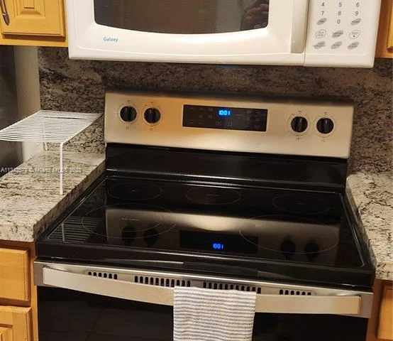 3725 S Ocean Dr (April 9 ONLY) # 921, Hollywood FL 33019