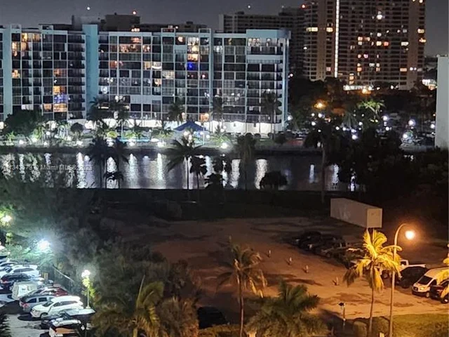 3725 S Ocean Dr (April 9 ONLY) # 921, Hollywood FL 33019