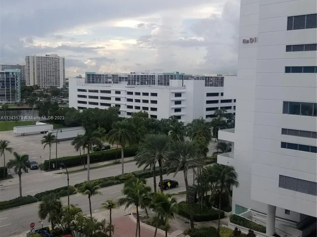 3725 S Ocean Dr (April 9 ONLY) # 921, Hollywood FL 33019