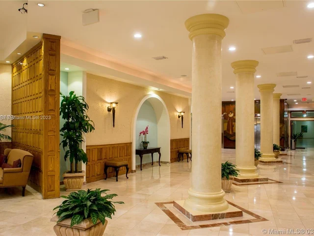 3725 S Ocean Dr (April 9 ONLY) # 921, Hollywood FL 33019