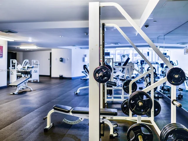 1830 S Ocean Dr # 3303, Hallandale Beach FL 33009