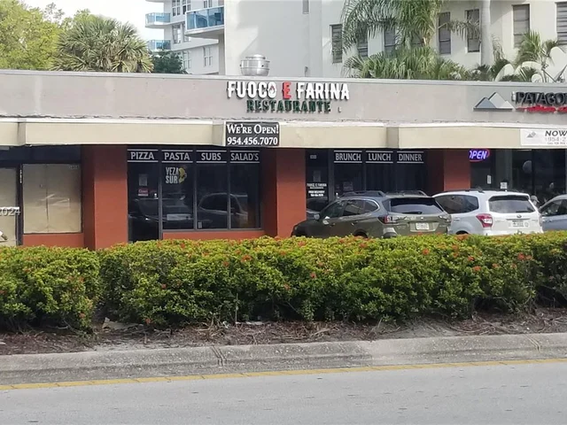 3725 S Ocean Dr (April 9 2024 available) # 921, Hollywood FL 33019