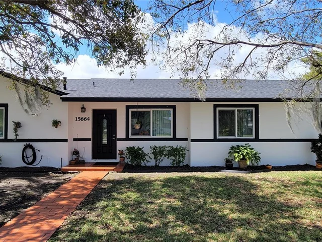 15664 SW 99th Ave, Miami FL 33157