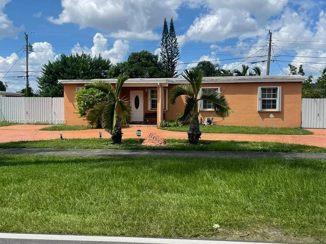 11455 SW 47th Ter, Miami FL 33165