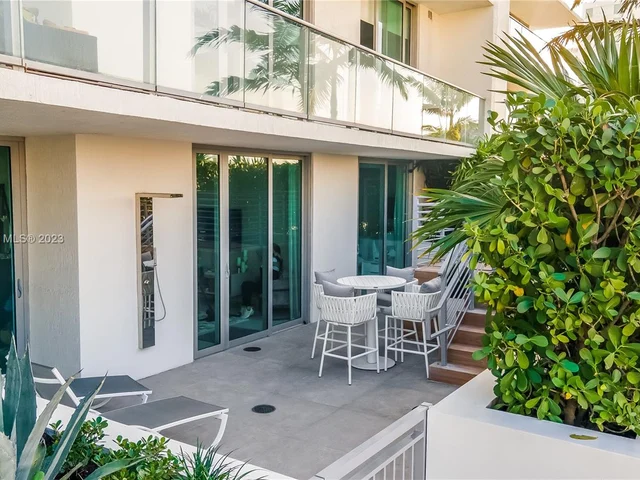 330 Sunny Isles Blvd # 503, Sunny Isles Beach FL 33160