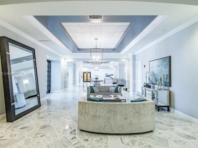 2501 S Ocean Dr, Hollywood FL 33019