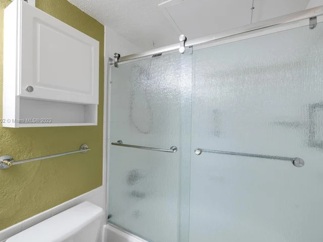 2501 S Ocean Dr, Hollywood FL 33019