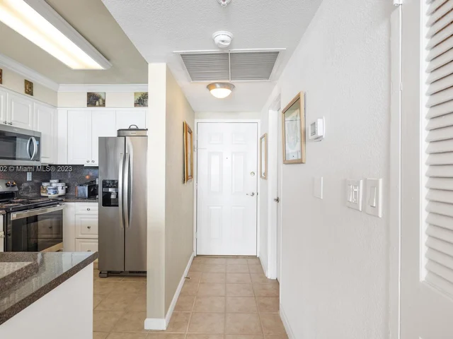 2501 S Ocean Dr, Hollywood FL 33019