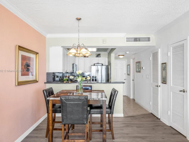 2501 S Ocean Dr, Hollywood FL 33019