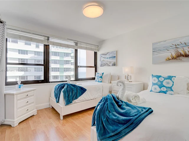 5225 Collins Ave # 1608, Miami Beach FL 33140