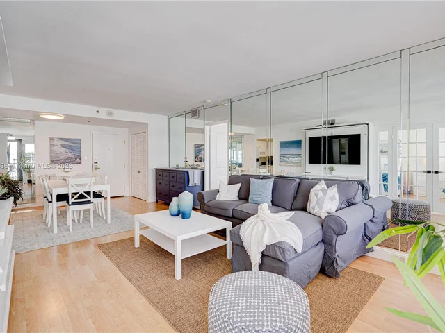 5225 Collins Ave # 1608, Miami Beach FL 33140