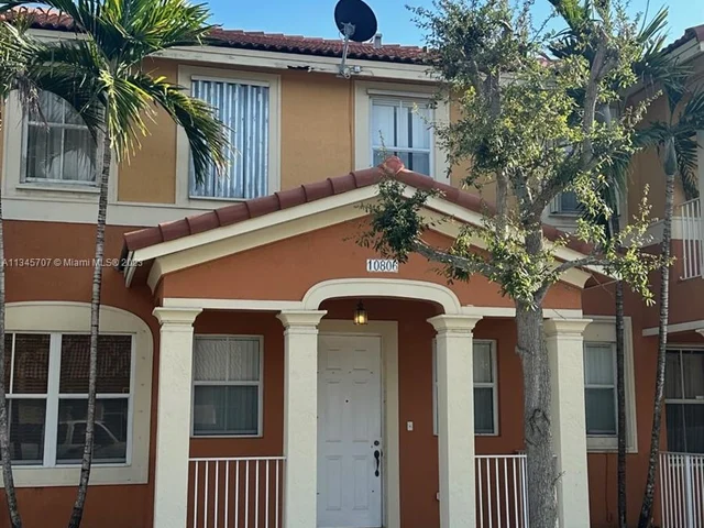 10806 SW 240th St, Homestead FL 33032