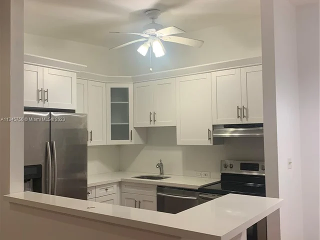 751 NE 199th St # 202, Miami FL 33179