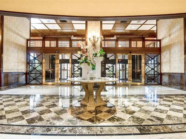 9801 Collins Ave # 3Z, Bal Harbour FL 33154