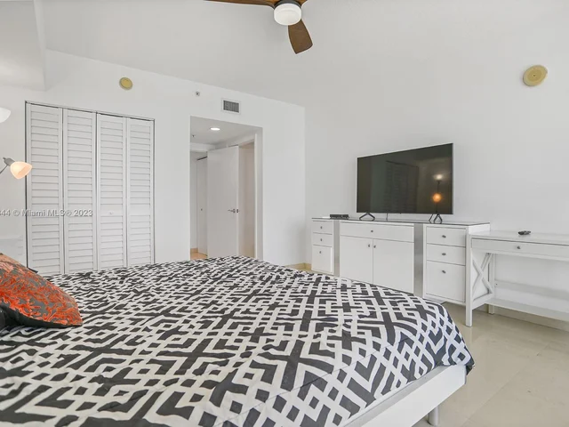 16699 Collins Ave # 2709, Sunny Isles Beach FL 33160