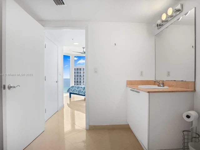 16699 Collins Ave # 2709, Sunny Isles Beach FL 33160