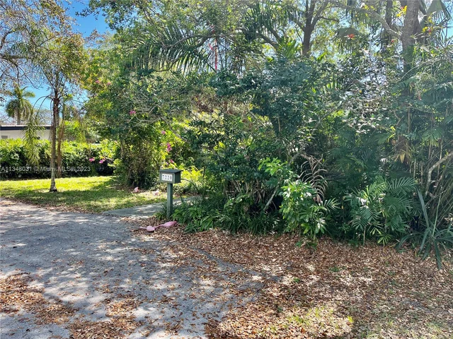 7220 SW 105th Ter, Pinecrest FL 33156