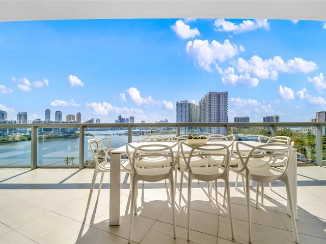 3250 NE 188th St, Aventura FL 33180