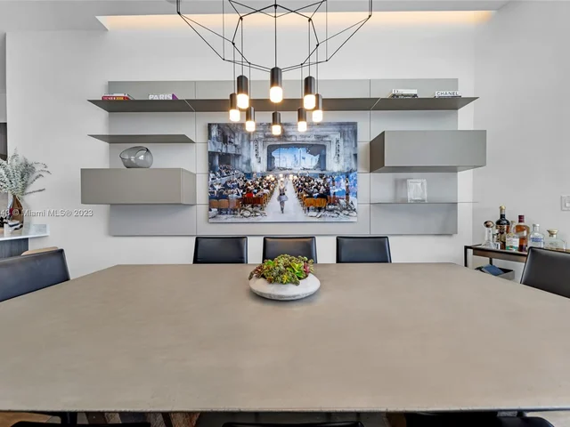 3250 NE 188th St, Aventura FL 33180