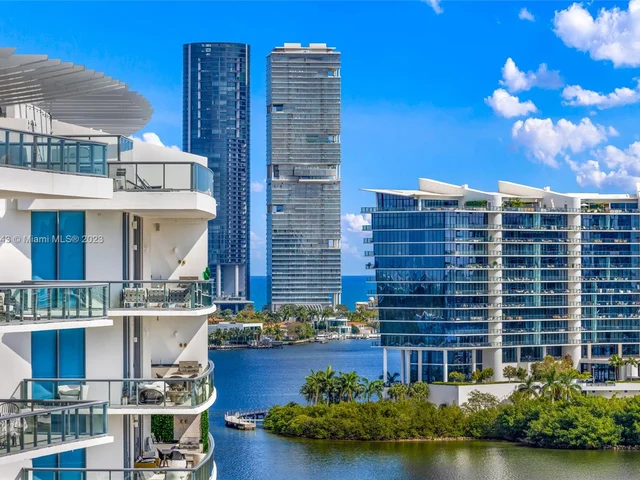 3250 NE 188th St, Aventura FL 33180