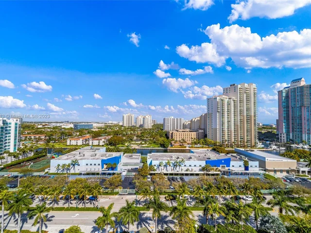 3250 NE 188th St, Aventura FL 33180