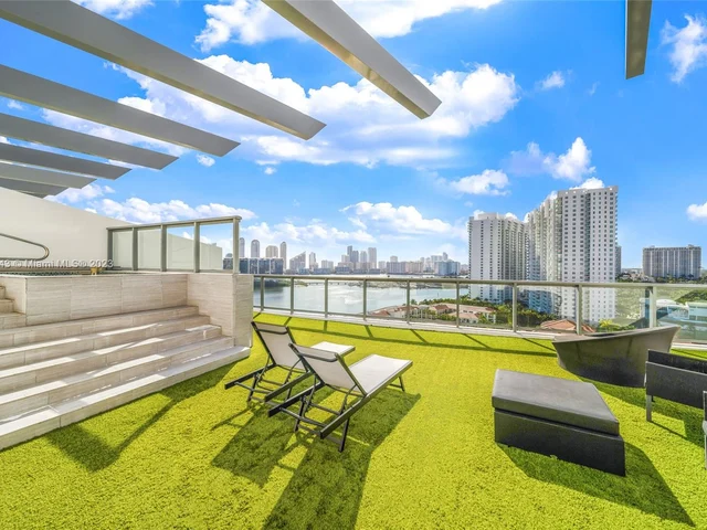 3250 NE 188th St, Aventura FL 33180