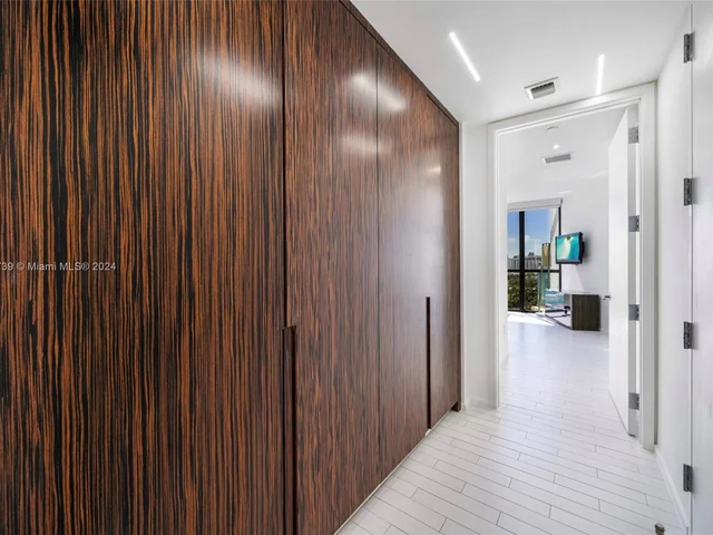 2201 Collins Avenue # 1228, Miami Beach FL 33139