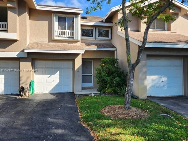 2205 W Discovery Cir W # 2205, Deerfield Beach FL 33442