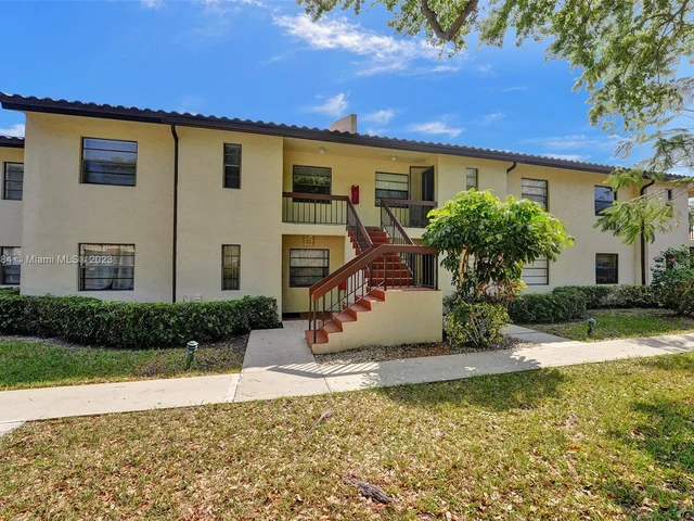 21851 Arriba Real # J, Boca Raton FL 33433