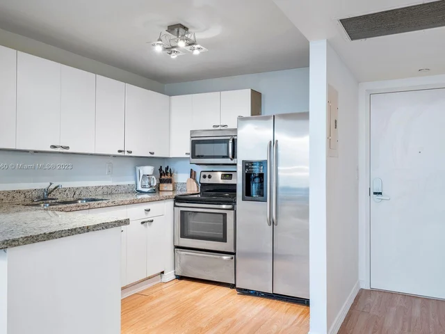 2301 Collins Ave # 631, Miami Beach FL 33139