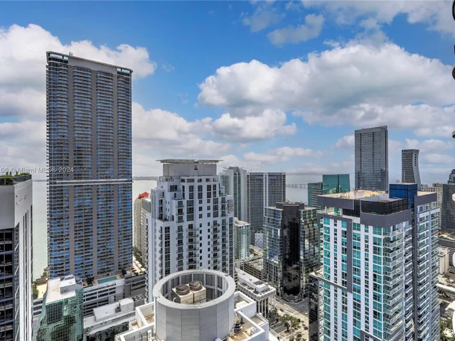 1000 Brickell Plz, Miami FL 33131
