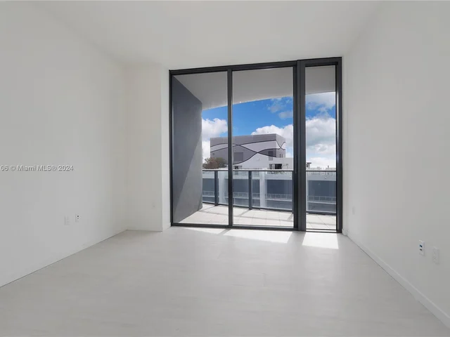 1000 Brickell Plz, Miami FL 33131