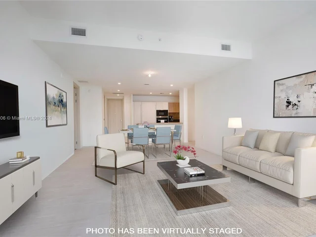 1000 Brickell Plz, Miami FL 33131