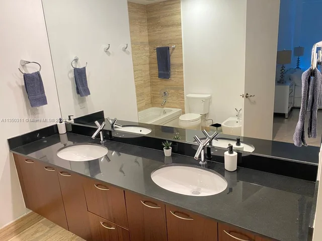 16001 Collins Ave # 1005, Sunny Isles Beach FL 33160