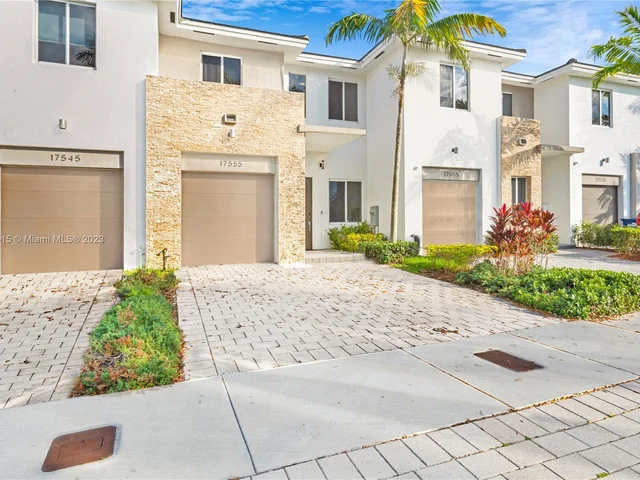 17555 SW 150th Ct, Miami FL 33187