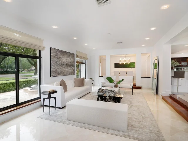 3425 Alhambra Cir, Coral Gables FL 33134