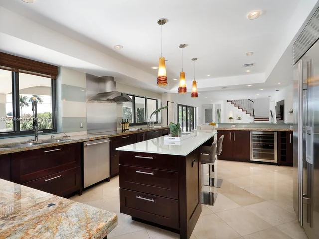 3425 Alhambra Cir, Coral Gables FL 33134