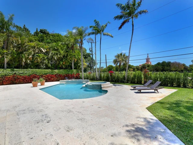 3425 Alhambra Cir, Coral Gables FL 33134