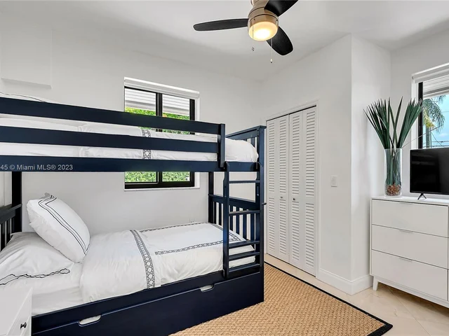 3425 Alhambra Cir, Coral Gables FL 33134