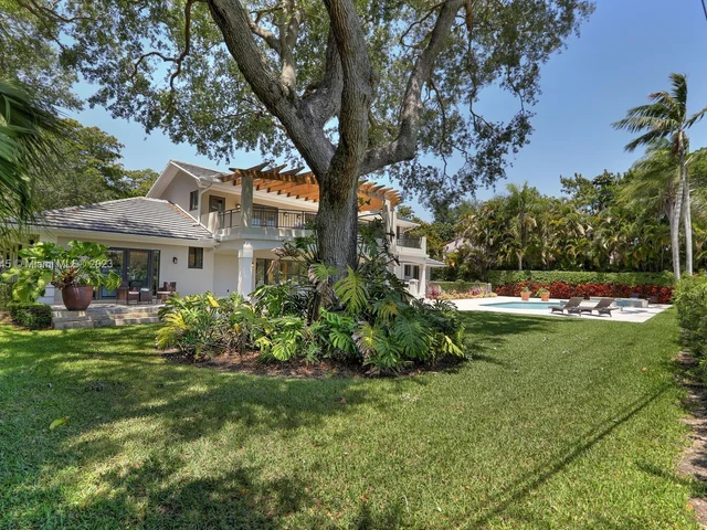 3425 Alhambra Cir, Coral Gables FL 33134