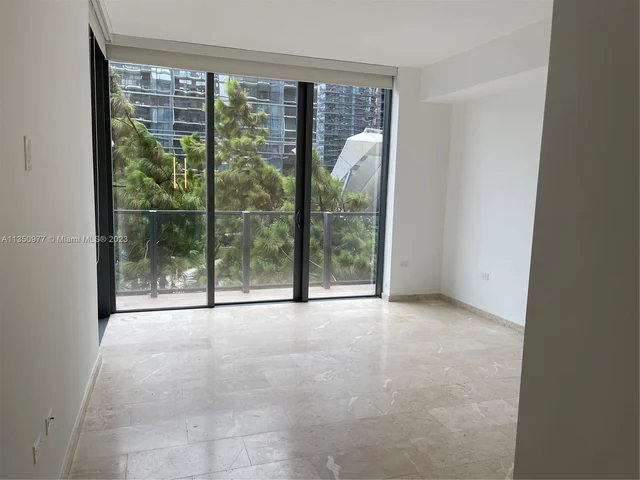 88 SW 7th St # 711, Miami FL 33130