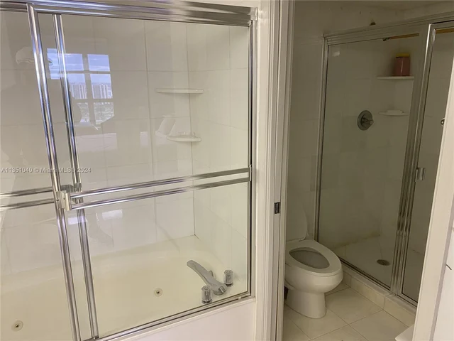 3530 Mystic Pointe Dr, Aventura FL 33180