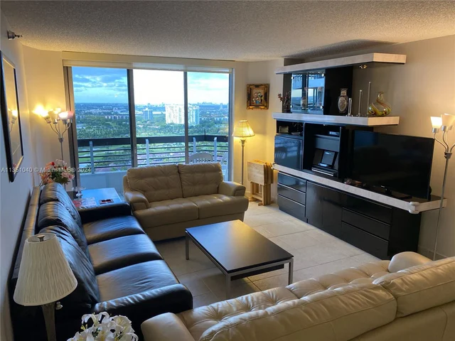 3530 Mystic Pointe Dr, Aventura FL 33180